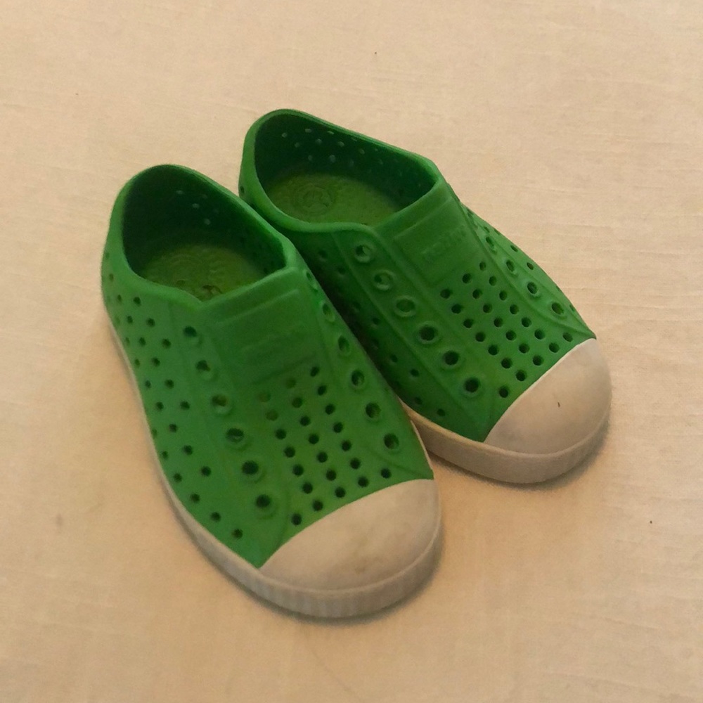 Native Shoes Kids Green Water Slip-Ons with White Toe